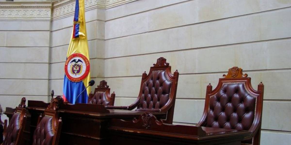 Colombia: Visitas a sitios porno causan caída de internet en el Congreso