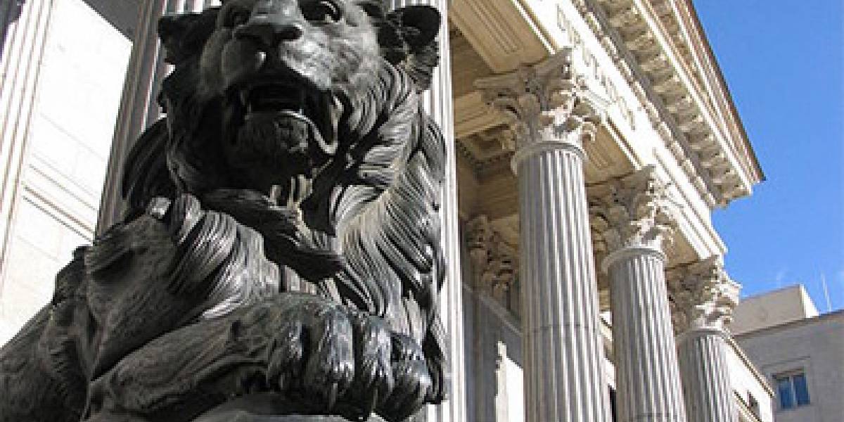 España: Internautas exigen referéndum sobre la reforma constitucional