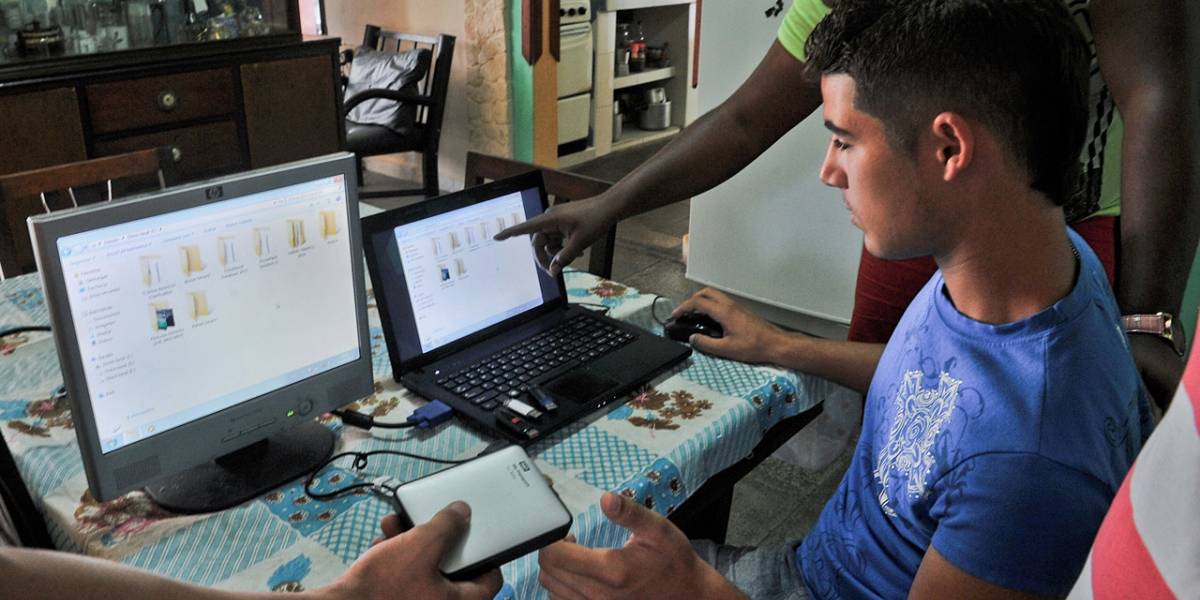 Cuba ya tiene su primera red Wi-Fi pública gratuita