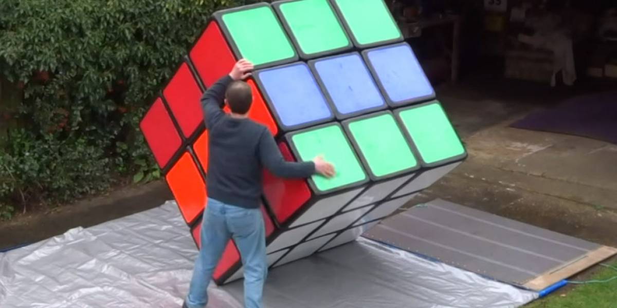 Así se juega con el cubo Rubik más grande del mundo
