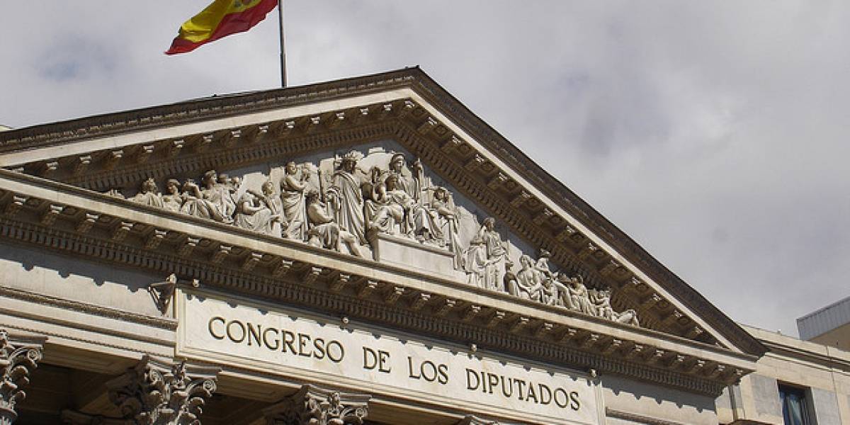España: Piden que la Administración se pase al software libre