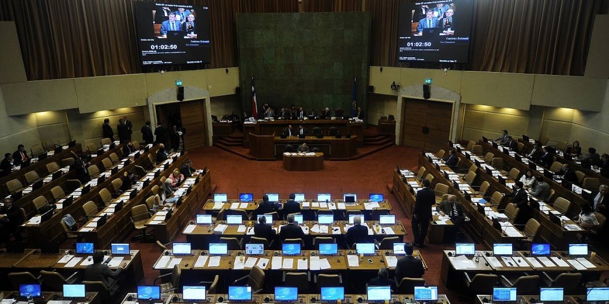 Diputados chilenos modifican polémico proyecto de ley de medios digitales