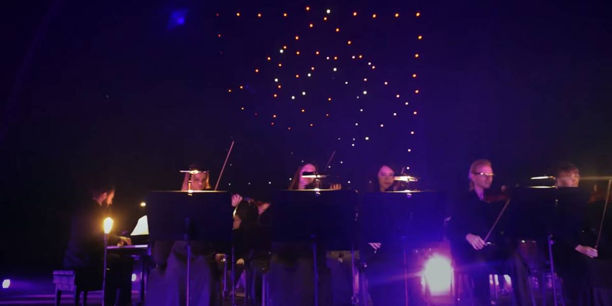 Intel rompe récord Guinness con 100 drones en el aire al ritmo de Beethoven