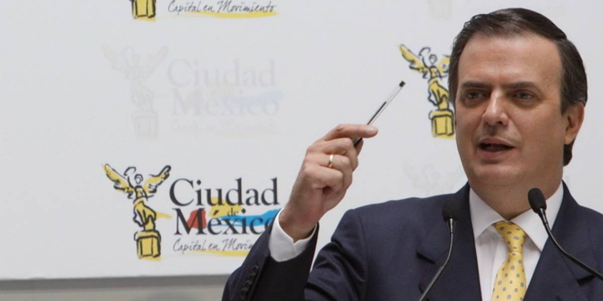 Jefe de Gobierno del D.F. elogia labor científica en la ciudad