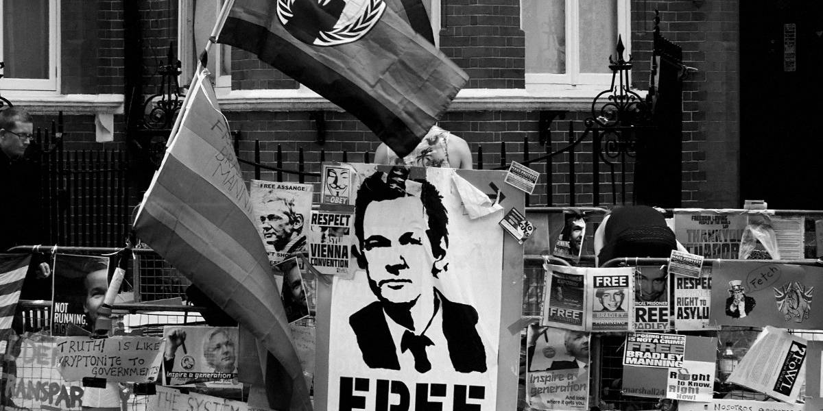EE.UU. y Reino Unido monitorearon a Wikileaks y sus partidarios