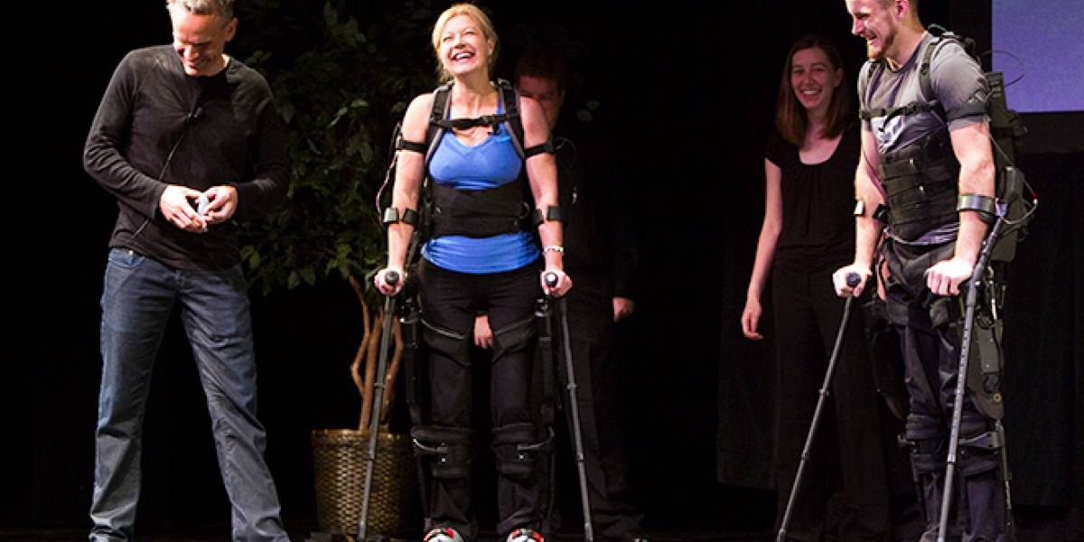 eLEGS: Exoesqueleto ligero da nuevas piernas a parapléjicos