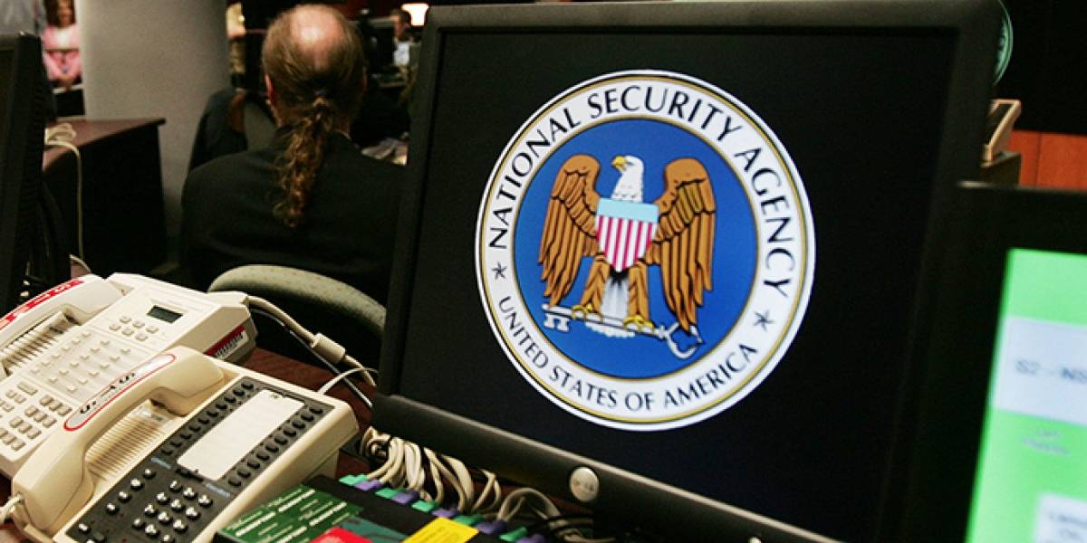 NSA habría espiado el teléfono del ex canciller alemán Gerhard Schröder