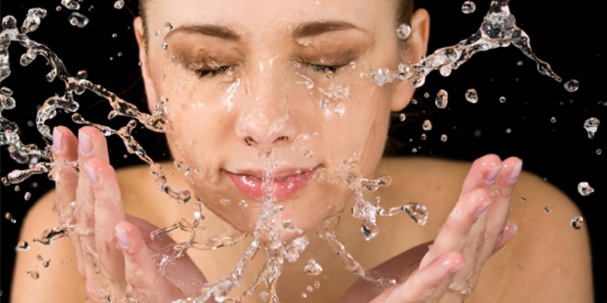 FaceWash: Identifica y elimina todo el contenido embarazoso de tu Facebook
