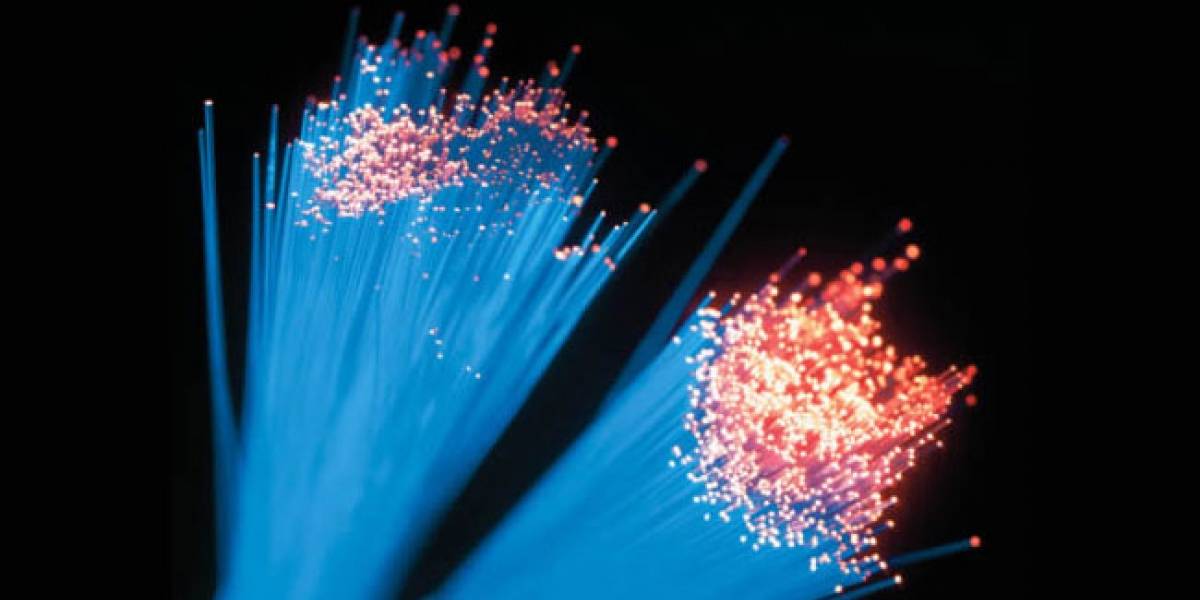 Telefónica prueba con éxito la fibra óptica a 400 Gbps en España