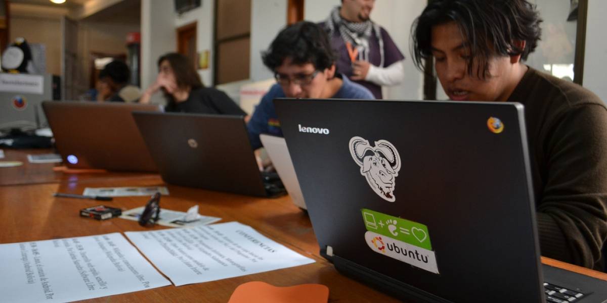 FLISOL desconoce el evento de software libre de Microsoft en México