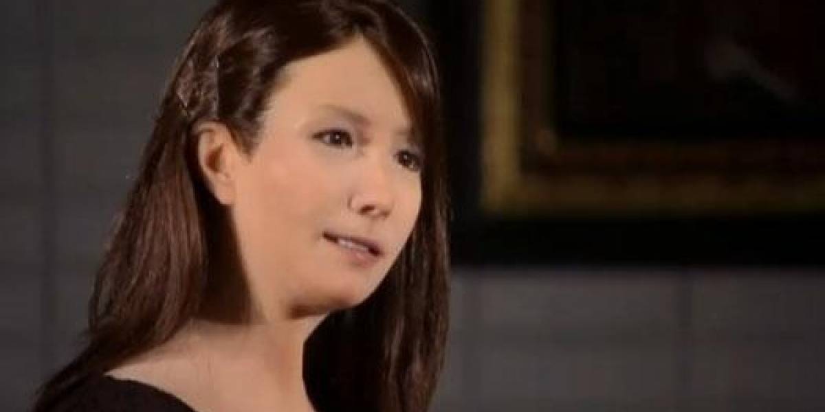 Androide japonesa Geminoid F da sus primeros pasos en la actuación