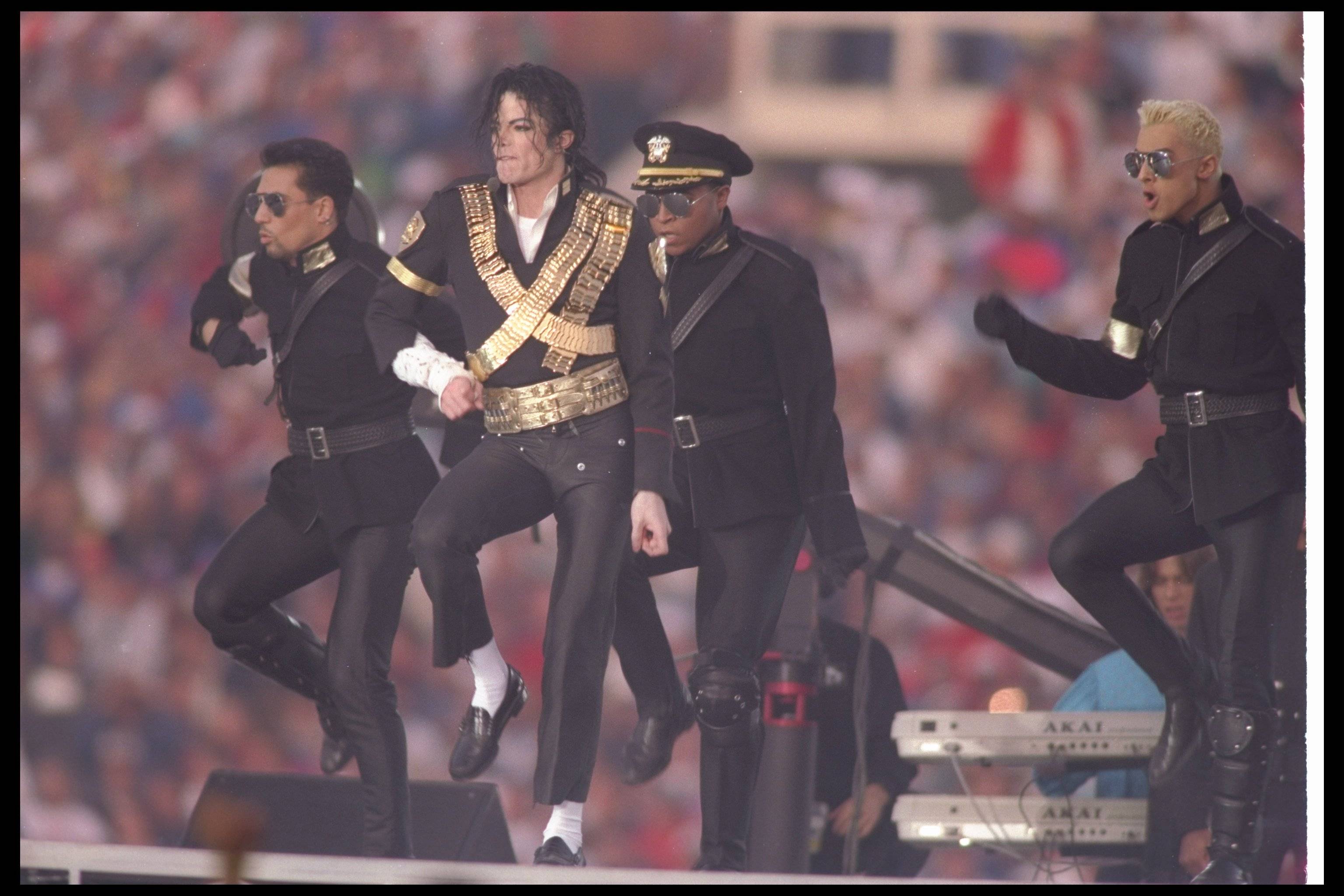 Cuanto Cobro Michael Jackson En El Super Bowl