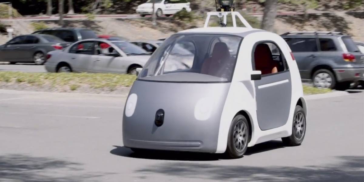 El automóvil que se maneja solo de Google deberá tener un volante