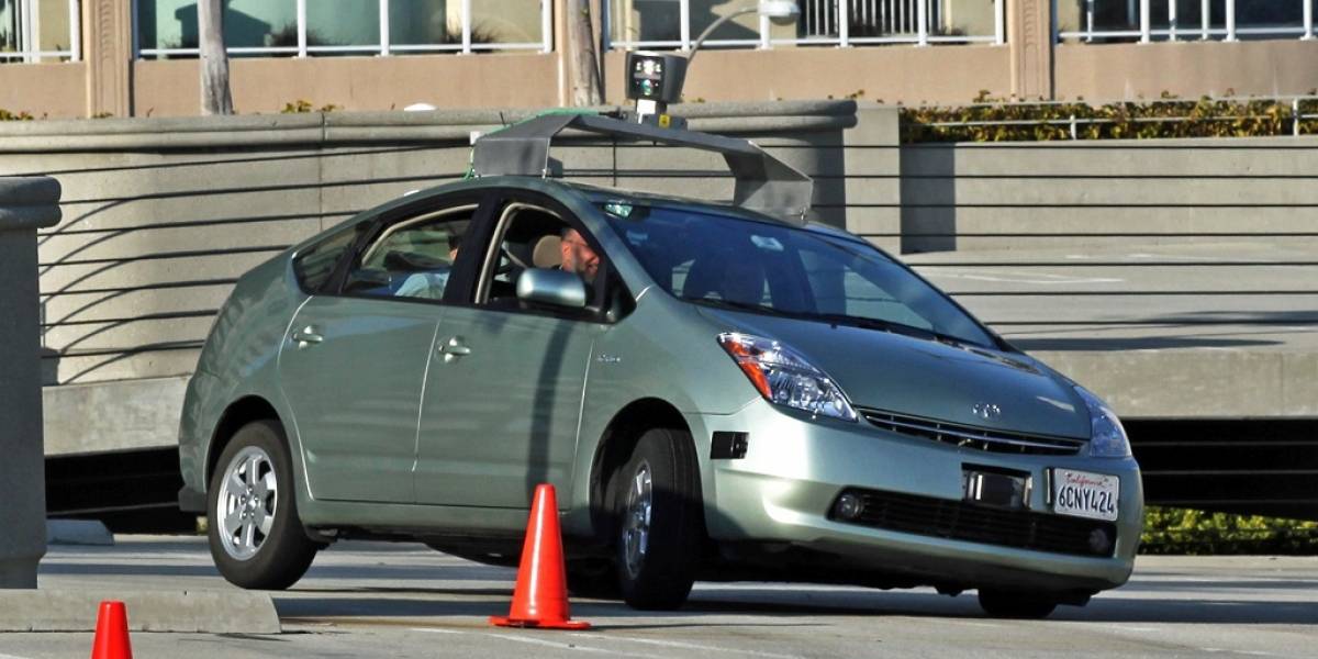 Google quiere humanizar el estilo de conducción de sus vehículos autónomos