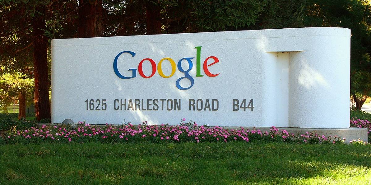Precio de la acción de Google supera por primera vez los USD$ 1.000