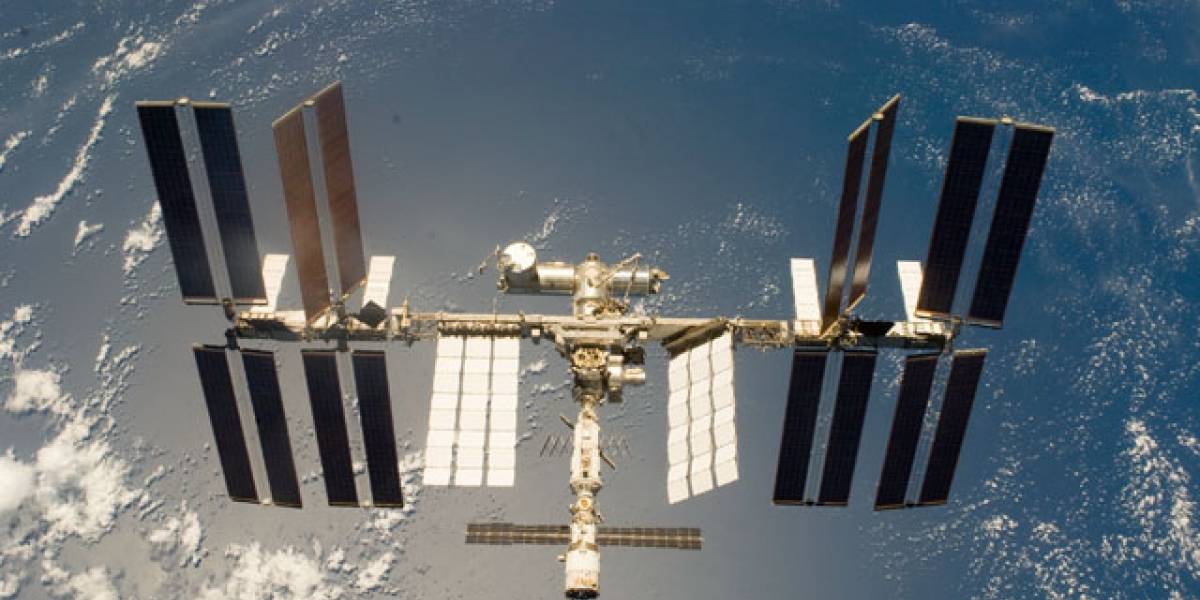 Astronautas no logran reparar la Estación Espacial Internacional