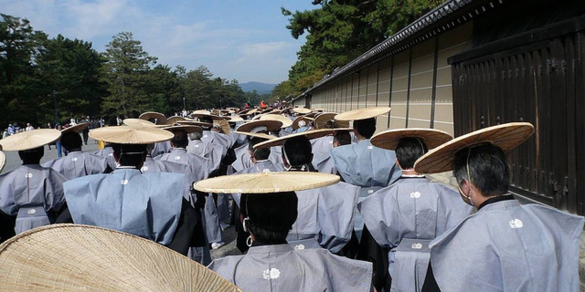Más de 200 ancianos japoneses se ofrecen como voluntarios para limpiar Fukushima