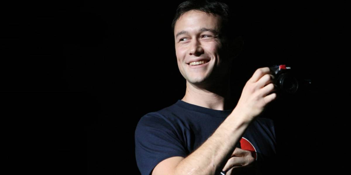 Joseph Gordon-Levitt interpretaría a Edward Snowden en película de Oliver Stone
