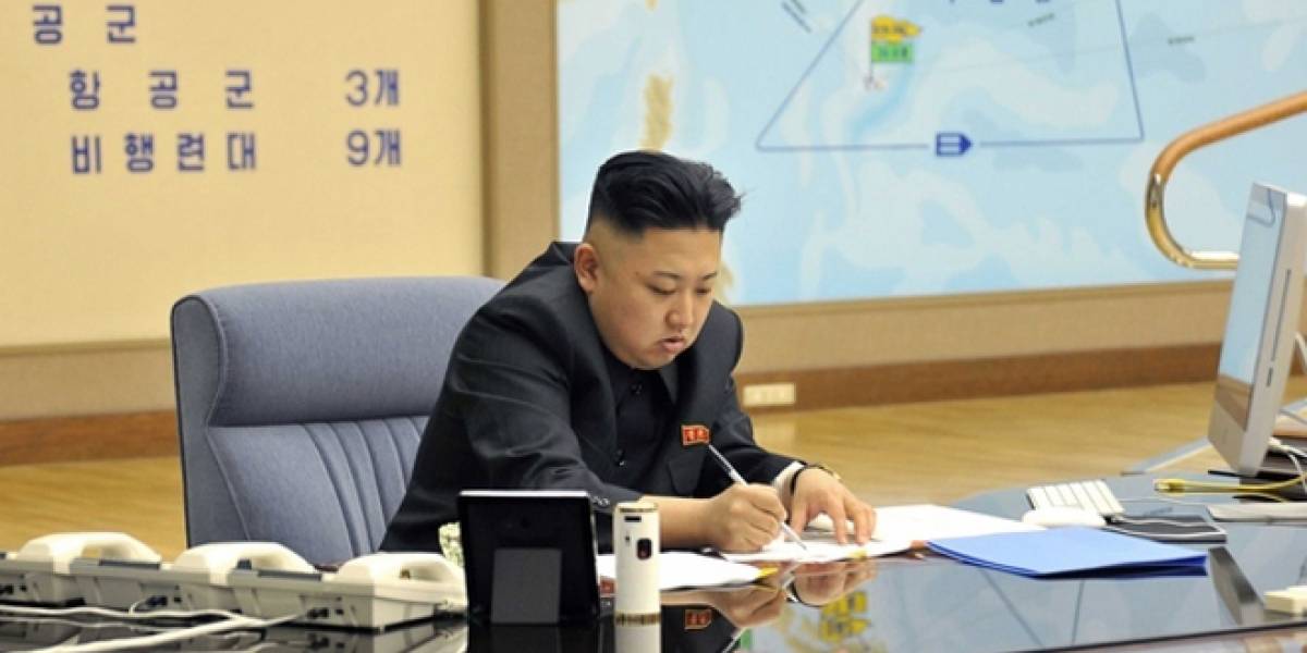 Viralizan imagen de Kim Jong-un utilizando un iMac