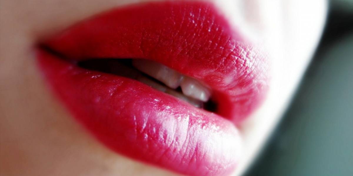 Chile: Escolar se hace pasar por mujer y consigue grabaciones eróticas de compañeros y un profesor