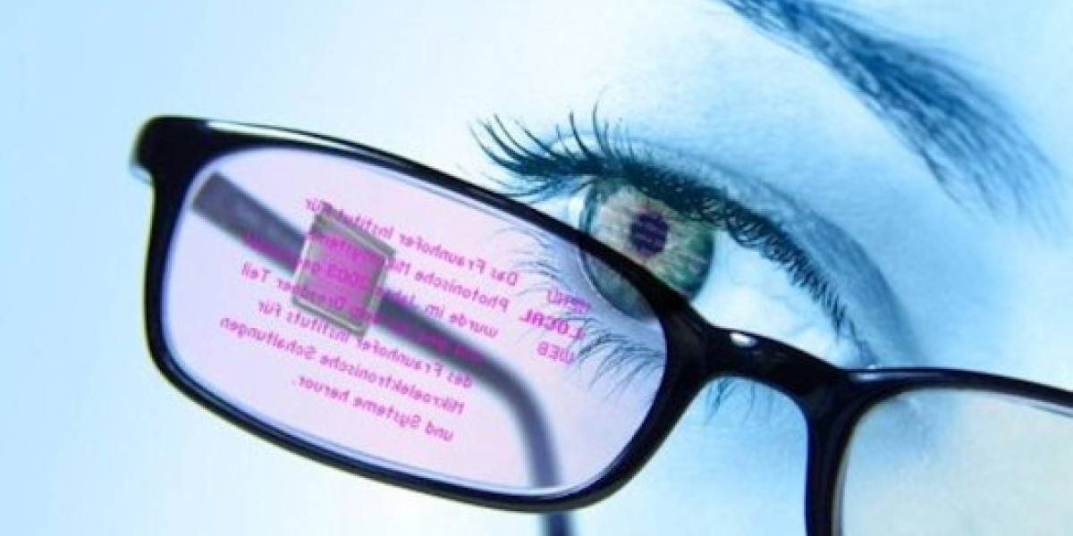 Prototipo funcional de anteojos con pantalla OLED