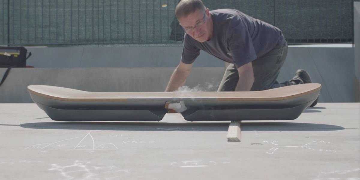 Lexus explica la ciencia detrás de su hoverboard