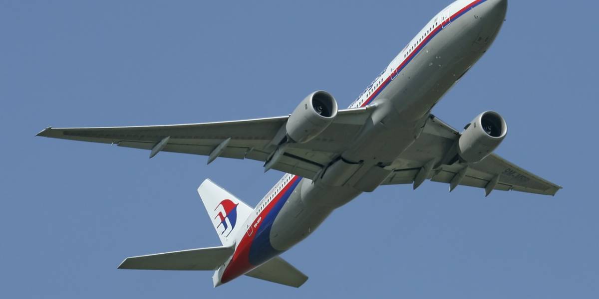 Más de 2 millones de personas buscan el avión de Malaysian Airlines en imágenes satelitales