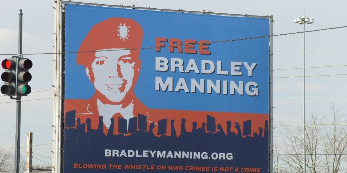 Bradley Manning se declara culpable de ser fuente de WikiLeaks, pero rechaza haber "ayudado al enemigo"