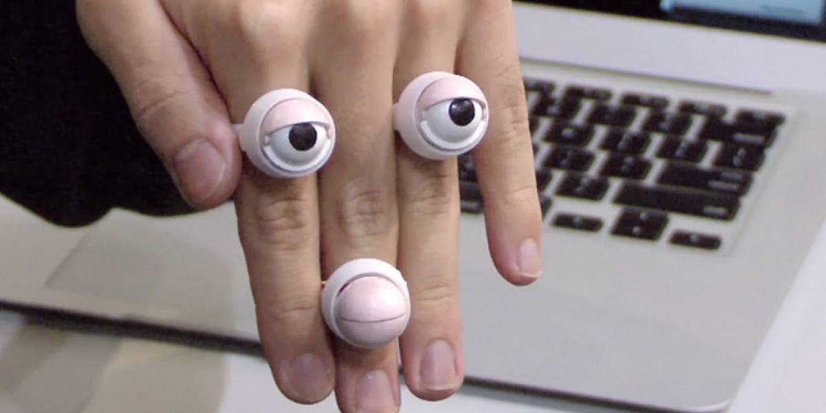 Desarrollan unos anillos robóticos para jugar a comunicarse con las manos
