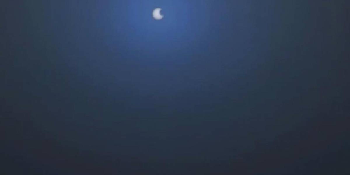 Imperdible: Puesta de Sol y eclipse parcial en Marte (video)