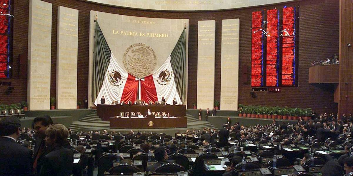 Telecom a la Corte: interferencias partidistas