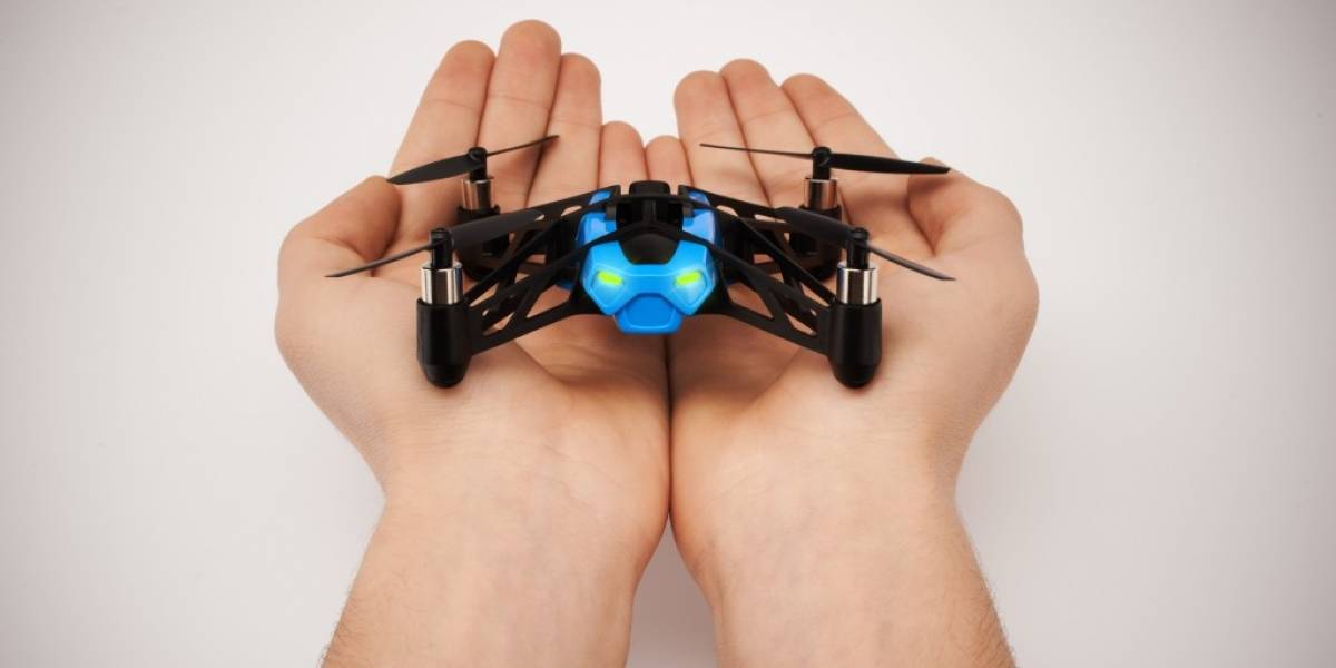 Parrot llama la atención con sus drones #CES2014