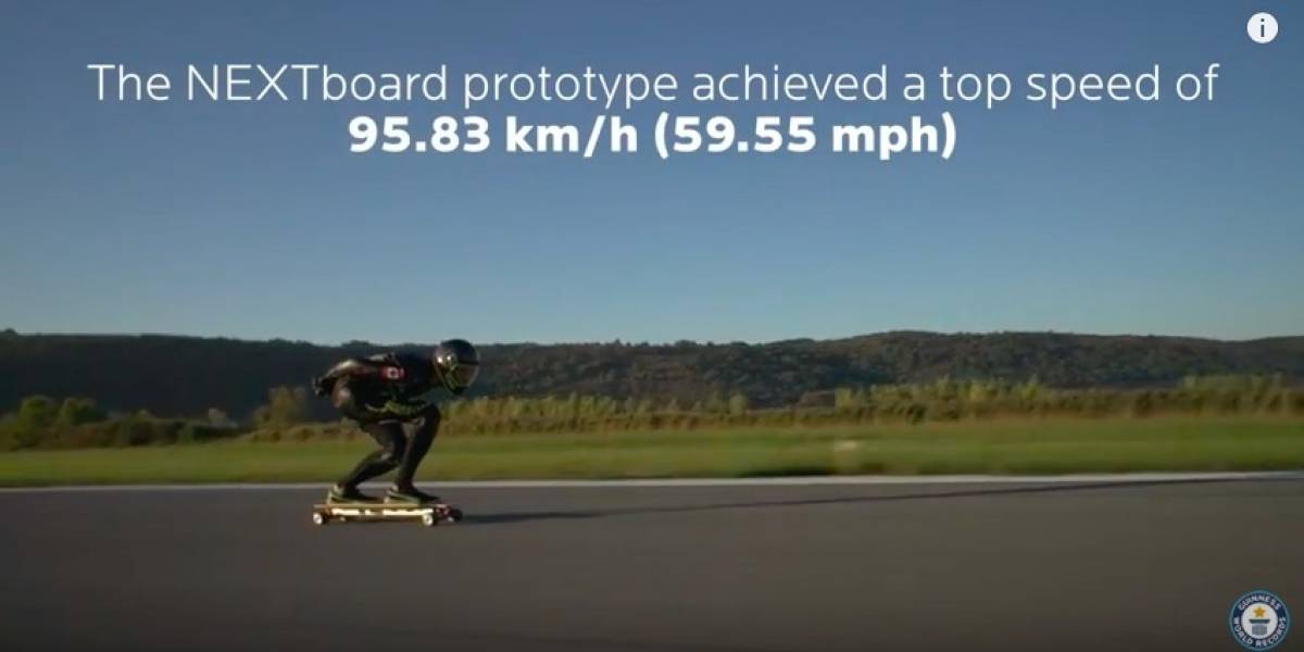 Este es el nuevo récord Guinness de velocidad a bordo de una patineta