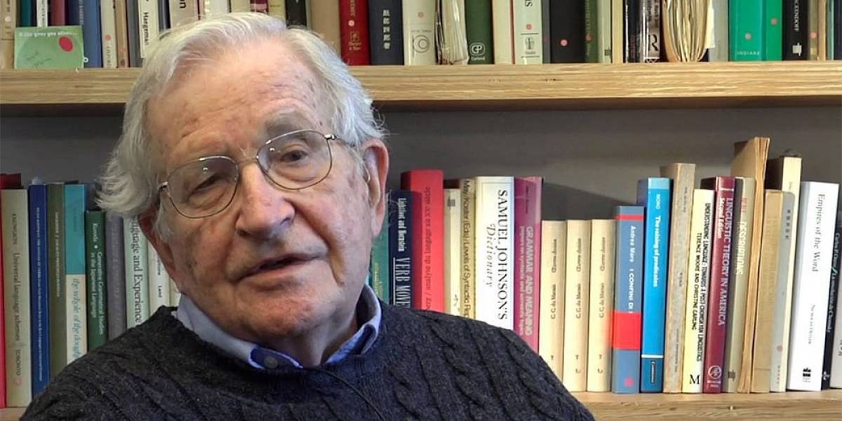 Noam Chomsky dice que Google Glass destruye a la gente