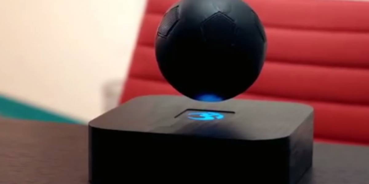 Om One, un altavoz inalámbrico que flota en el aire