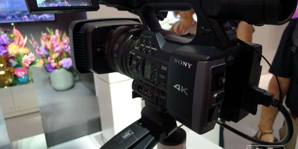 Sony lanza la videocámara PXW-Z100 que filma en 4K