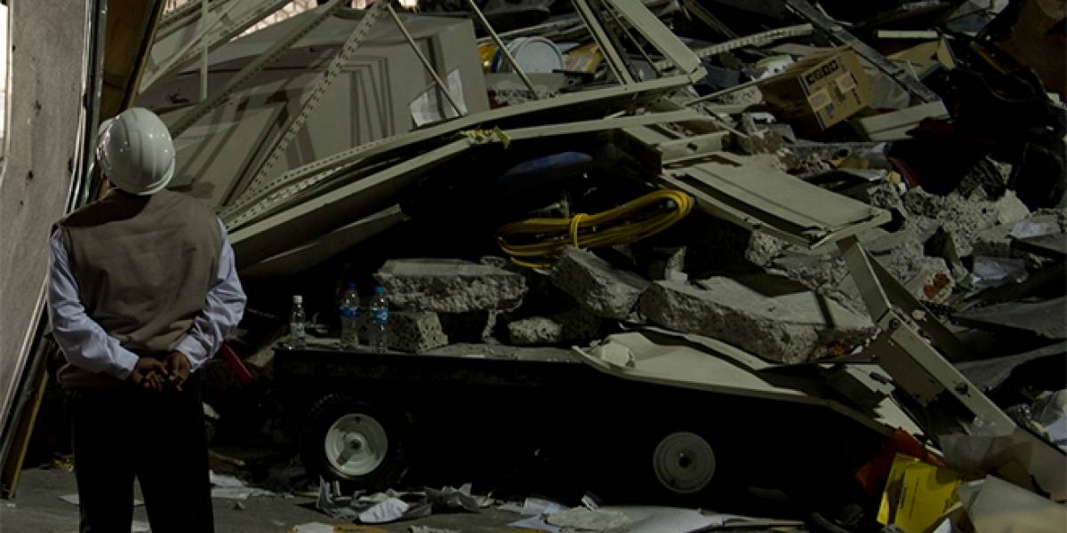 México: Explosión pone a prueba edificio "inteligente" de Pemex