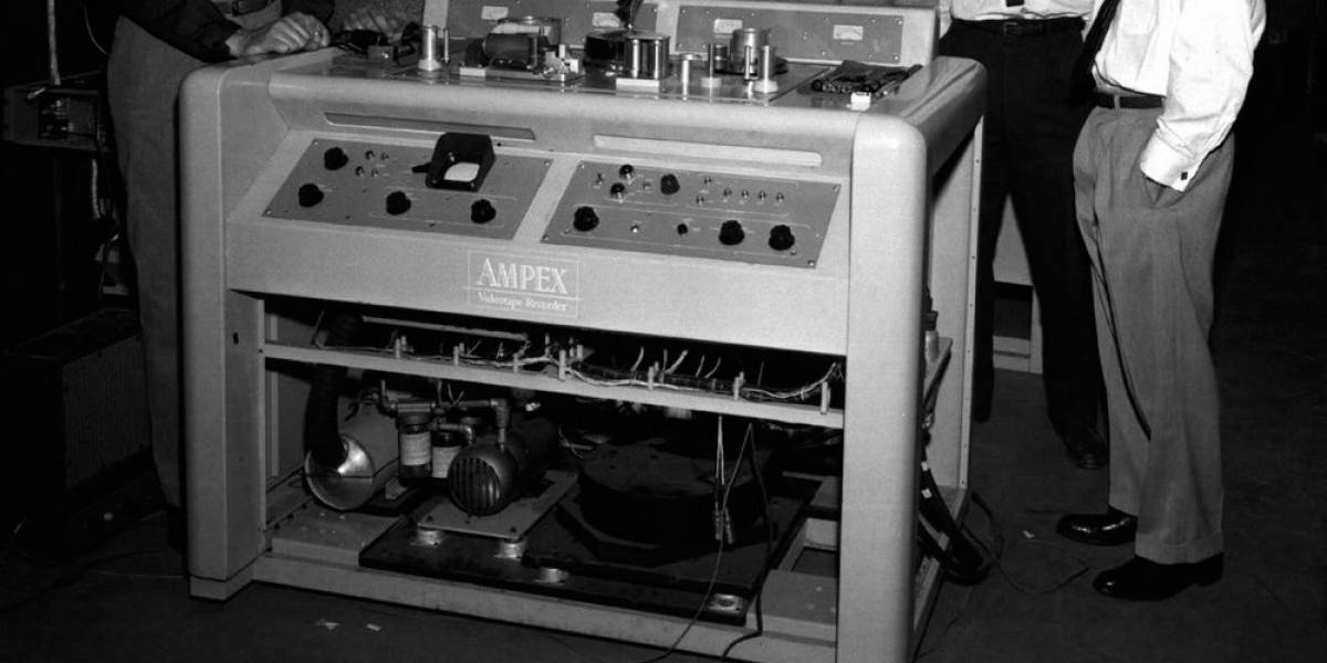 YouTube celebra 57 años de la primera videograbadora con 'modo videocinta'