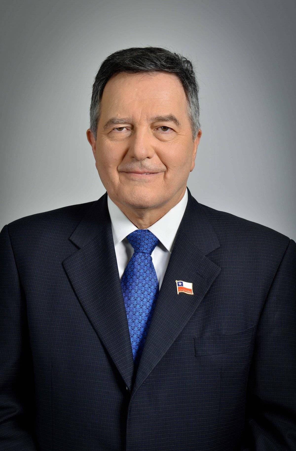 Roberto Ampuero