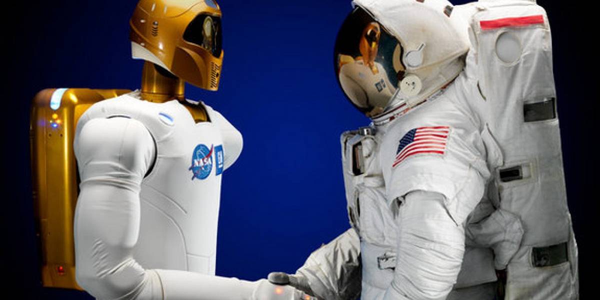Obama regaña a los astronautas por no desempacar a Robonaut 2