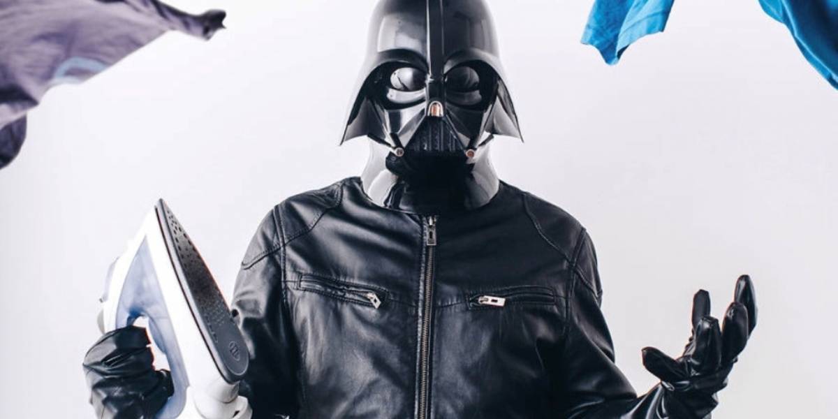 Este proyecto fotográfico reimagina la vida ordinaria de Darth Vader