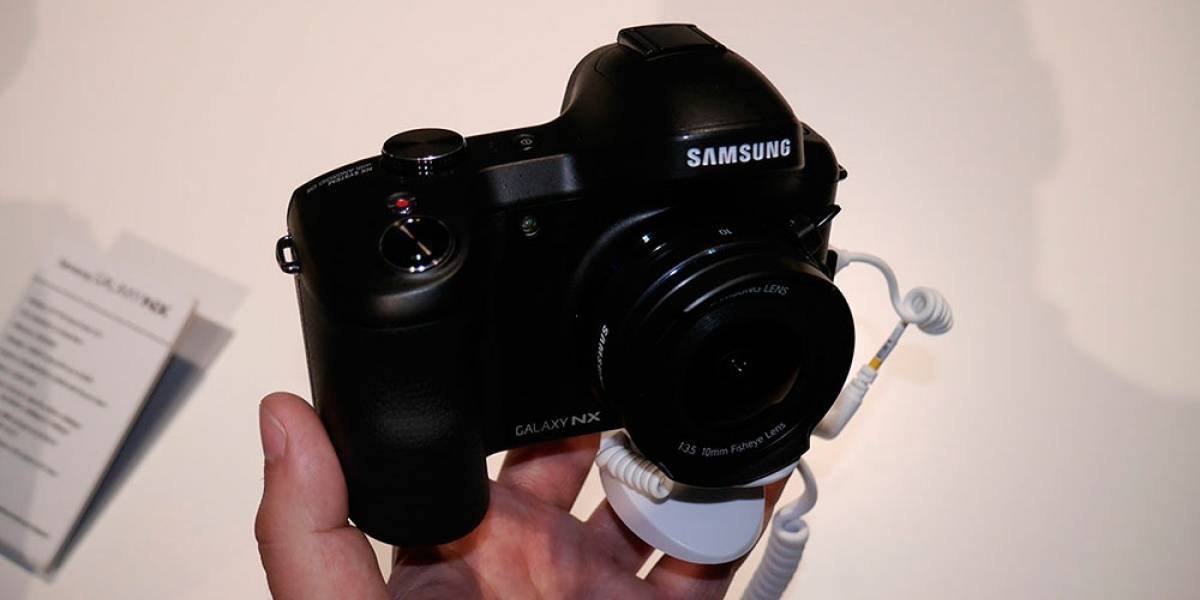 La cámara Samsung Galaxy NX con Android es oficial