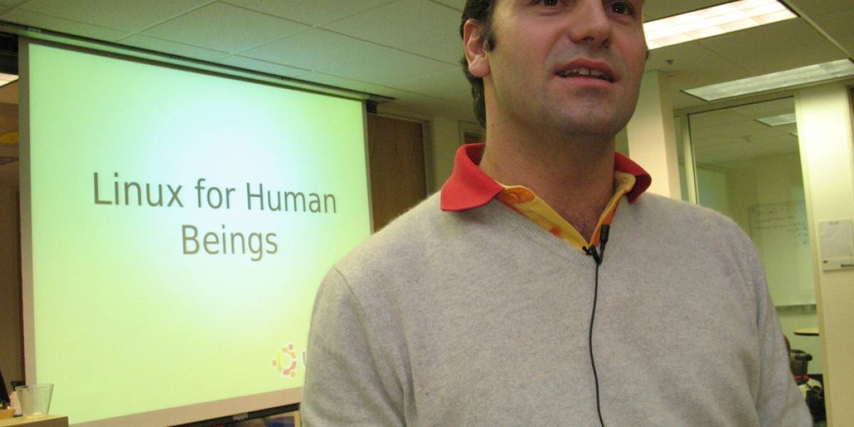 Mark Shuttleworth quiere deshacerse del firmware por ser "el mejor amigo de la NSA"