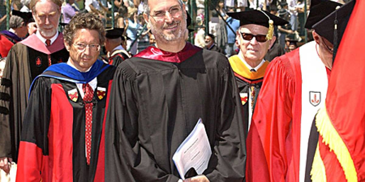 Celebridades asisten a ceremonia de conmemoración en honor a Steve Jobs