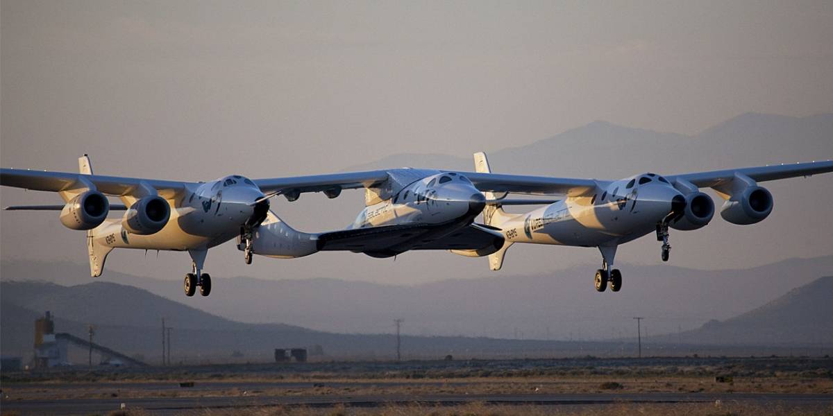 Nave de Virgin Galactic se estrella en vuelo de pruebas