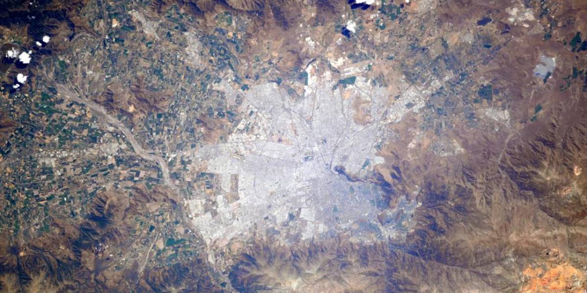 Imperdible: astronauta italiana comparte foto de Santiago de Chile desde el espacio