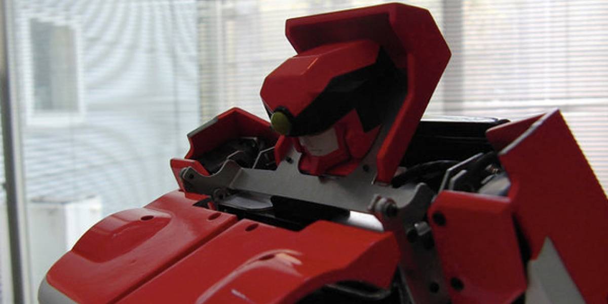 Este auto de juguete es un verdadero transformer