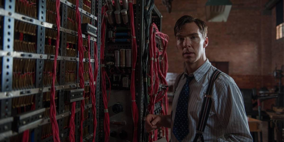 Publican imagen de Benedict Cumberbacht interpretando a Alan Turing