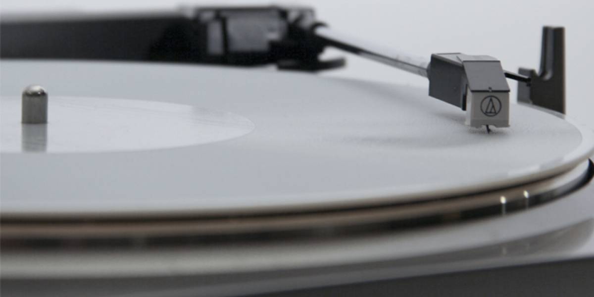 Logran crear discos de "vinilo" utilizando impresora 3D (y suenan de verdad)