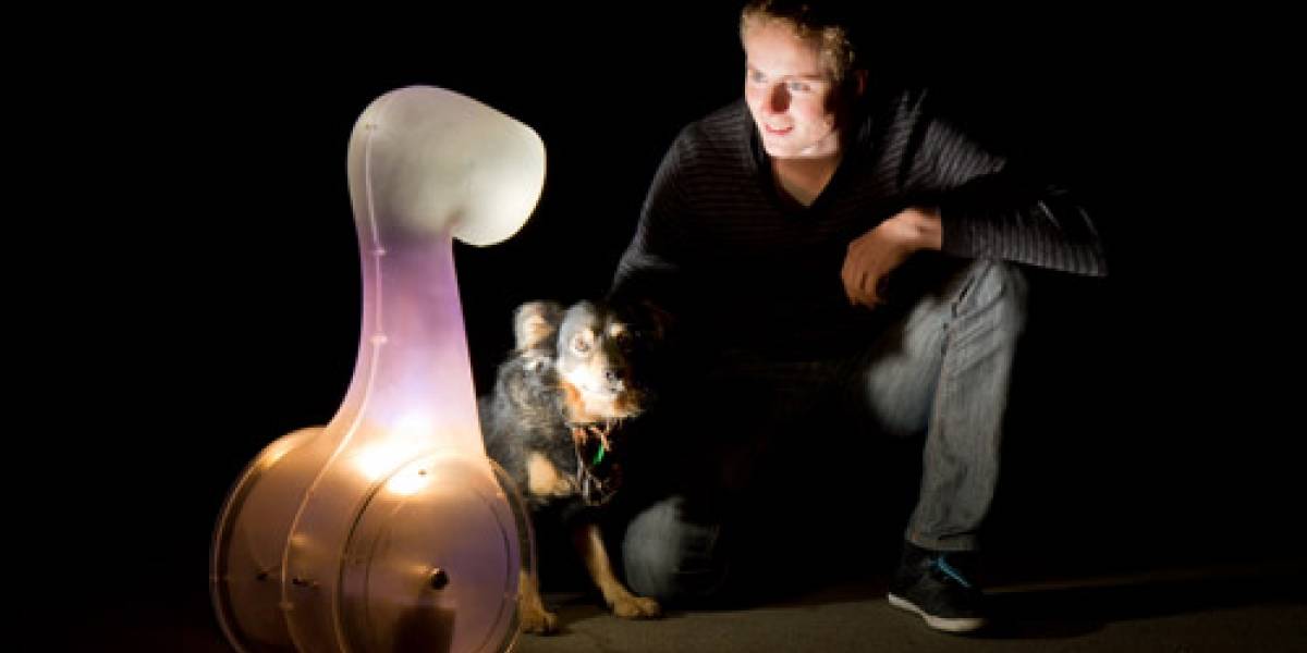 Robot linterna busca lugares oscuros para iluminar